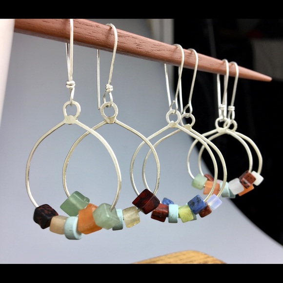 Hi, I’m Tammy, I’ve been Poshing for about 5 years now! 🤓🤗🙏 - Picture 6 of 12